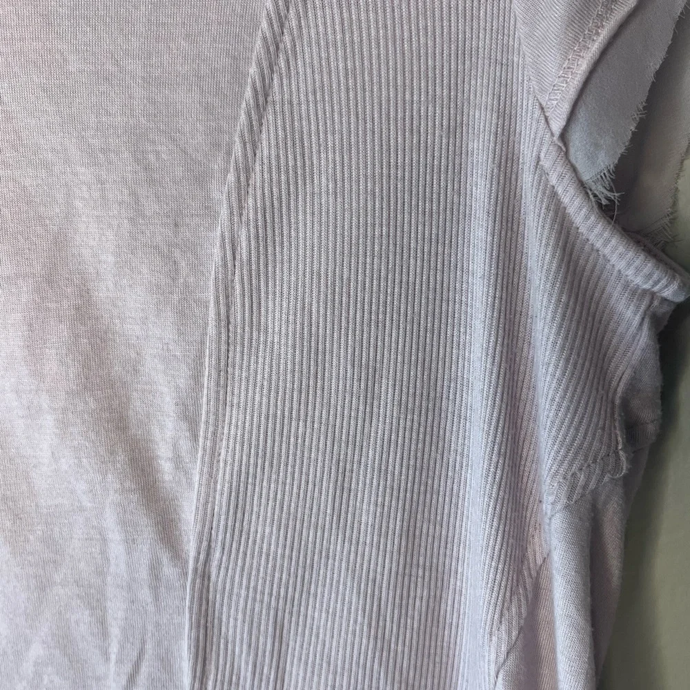 Simply Vera Vera Wang Pink Asymmetrical Sharkbite Hem Ribbed Panel Top Medium - Picture 5 of 7